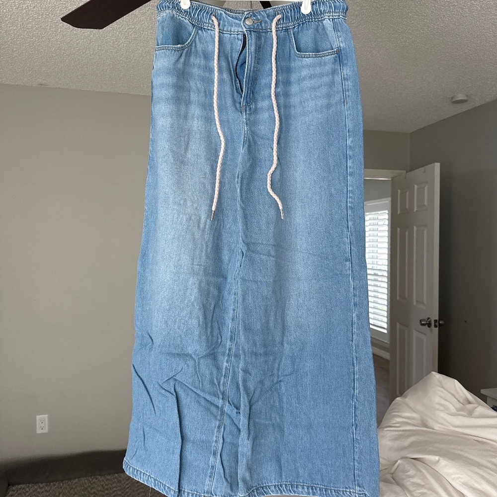 Baggy drawstring jeans